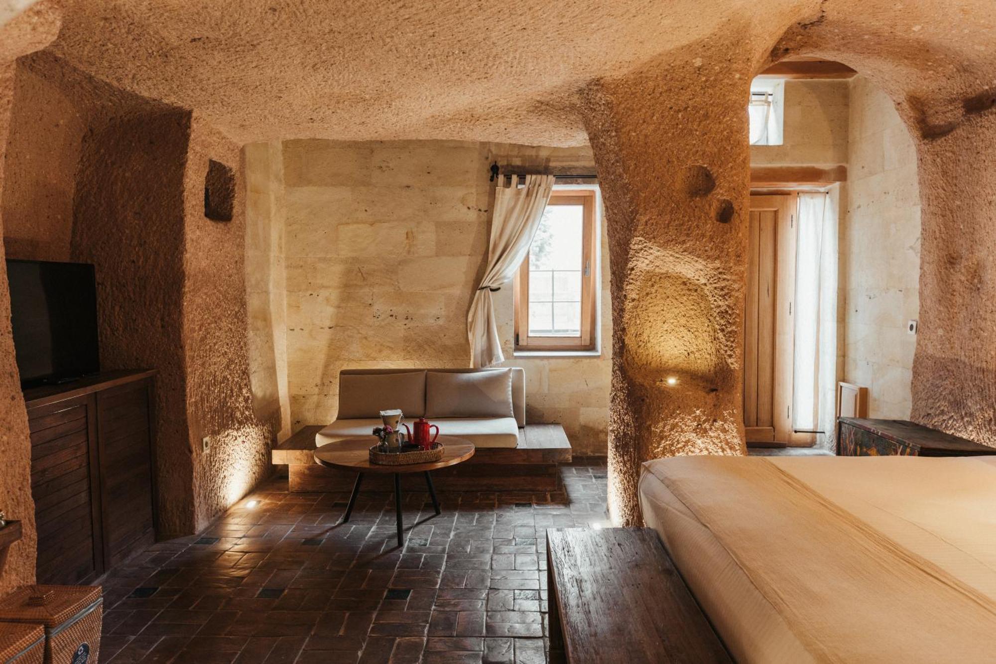 אוצ'יסר Millstone Cave Suites Hotel מראה חיצוני תמונה