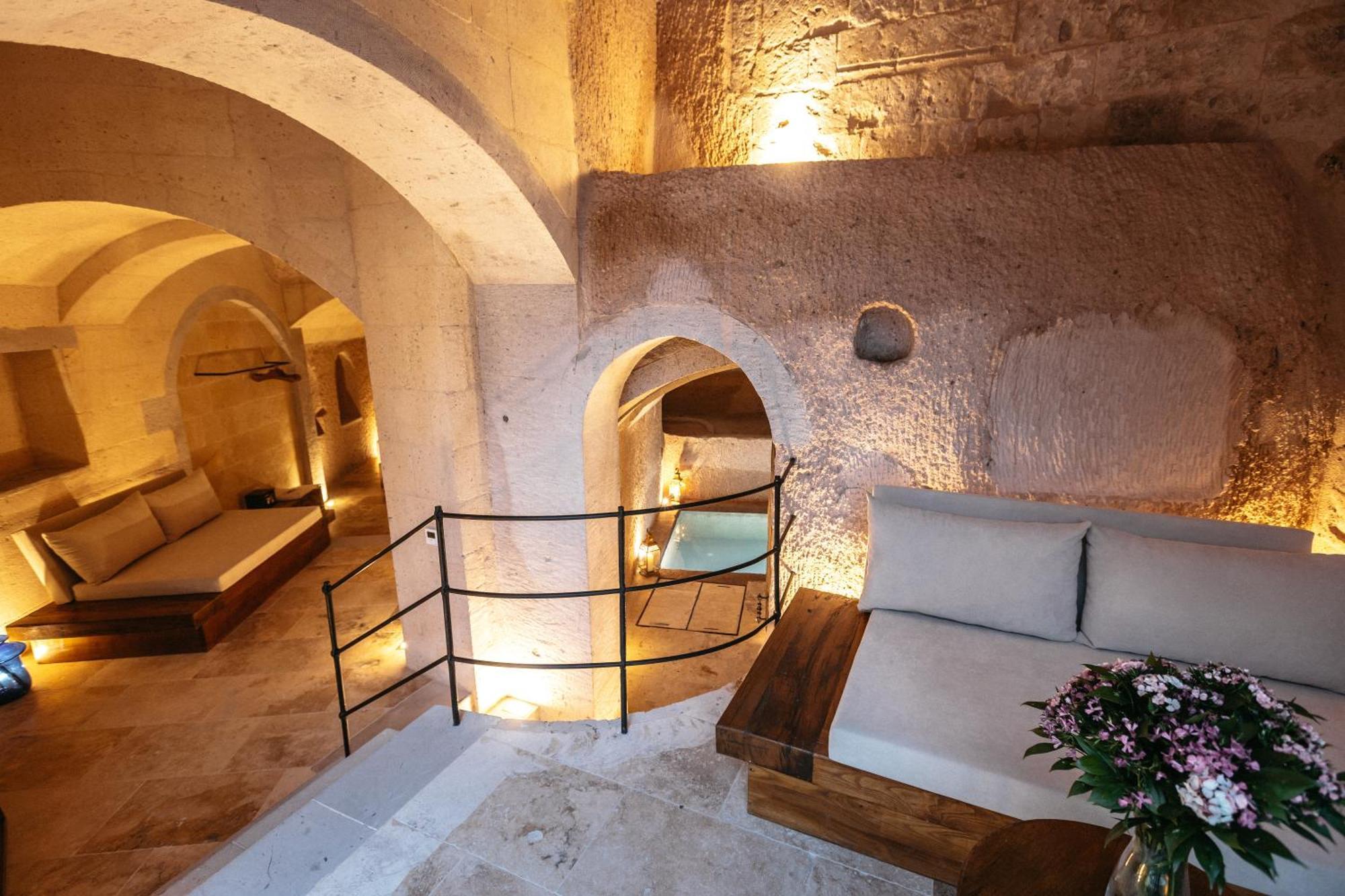 אוצ'יסר Millstone Cave Suites Hotel מראה חיצוני תמונה