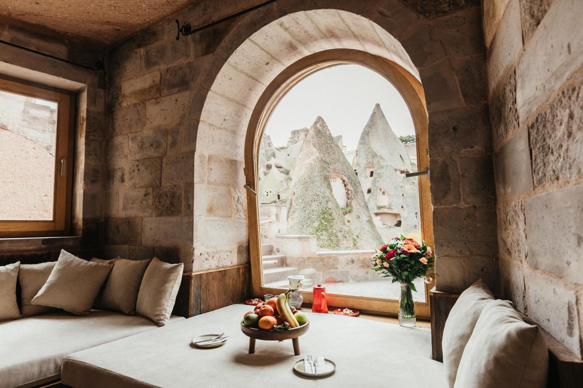 אוצ'יסר Millstone Cave Suites Hotel מראה חיצוני תמונה