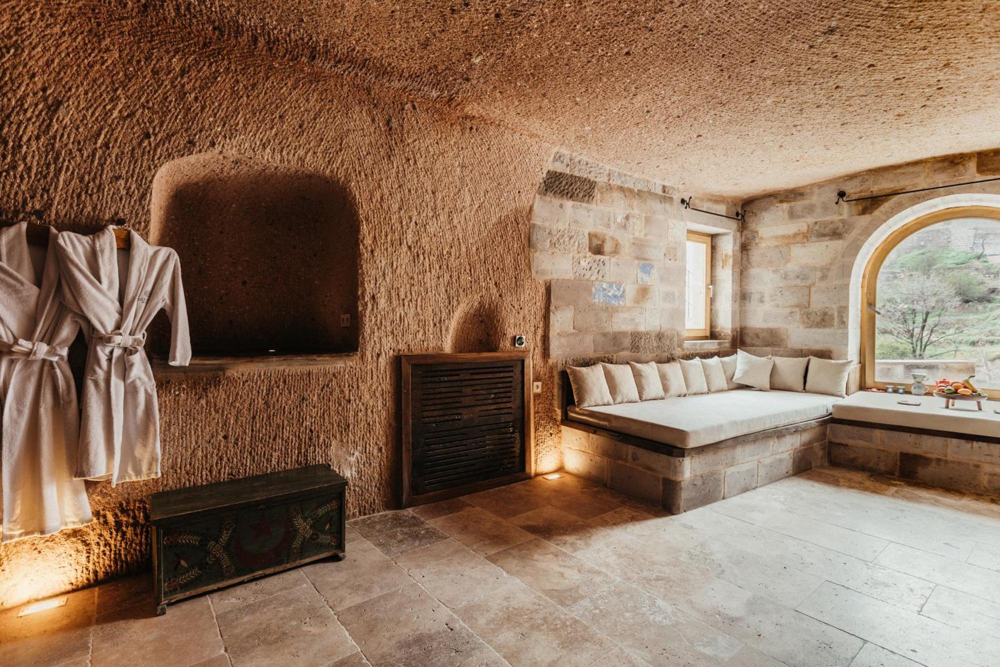 אוצ'יסר Millstone Cave Suites Hotel מראה חיצוני תמונה