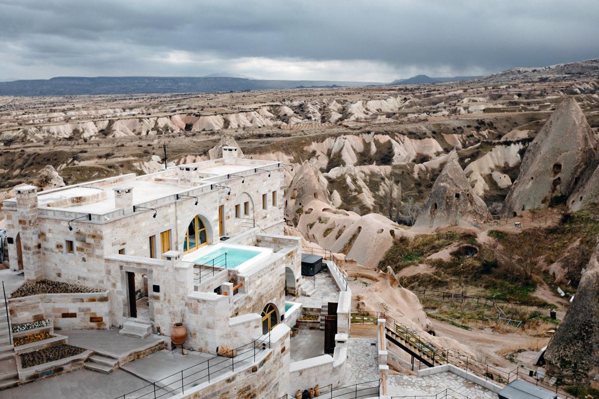 אוצ'יסר Millstone Cave Suites Hotel מראה חיצוני תמונה